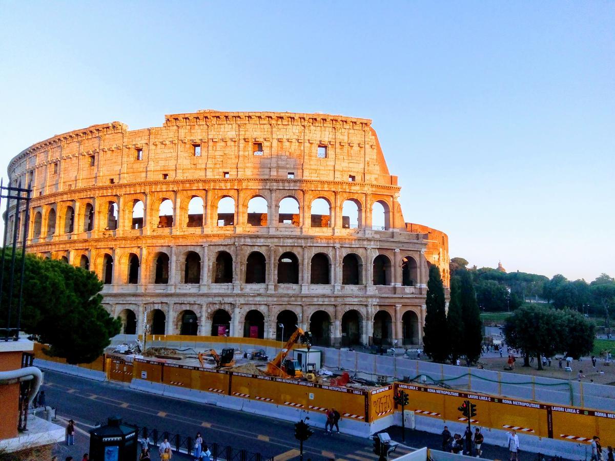 Roma Inn 2000 Luaran gambar